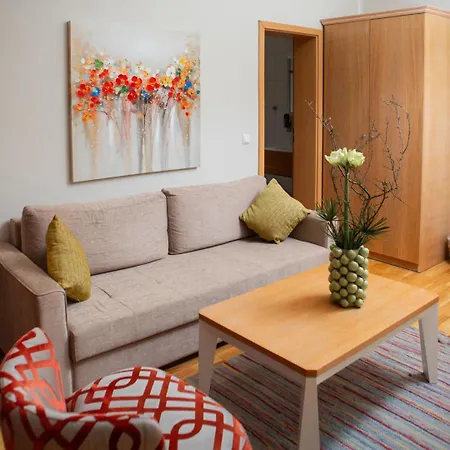 Отель Altes Faehrhaus 4*