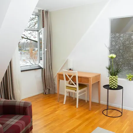 Otel Altes Faehrhaus Berlin