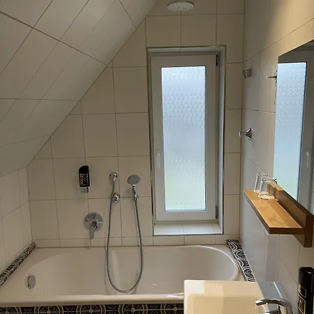 ホテル Altes Faehrhaus 4*