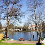 Hotel Altes Faehrhaus Berlin